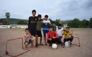 Ángel Michel y su equipo de futbol buscan darle un color diferente a la vida