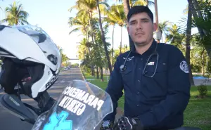 Julio César organiza a motoparamédicos para salvar vidas en Culiacán