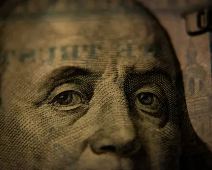 Precio del dólar hoy 24 de octubre de 2025: $17.10 a la compra y $20.35 la venta