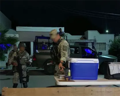"Somos más los buenos en Culiacán": Negocio de hotdogs regala cena a militares que patrullan la ciudad