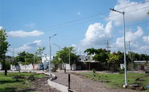 Con Sendero de la Paz iluminan el bulevar Agricultores y llenan de luz a Culiacán