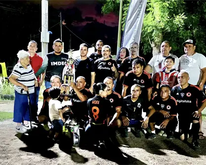 Éxito, emoción y amistad sellan el final del Torneo de Futbol Dominical "38 y Más" en Culiacán