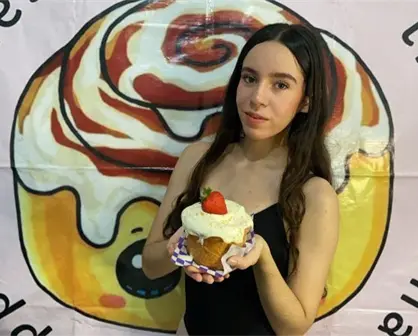 Majo, la jovencita de 16 años que hornea sueños y roles de canela en Culiacán