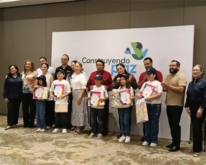 "Voces de Paz". Niños de Culiacán enseñan que la paz también se aprende