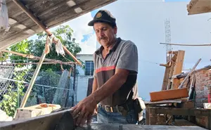 Isidro González: de las Islas Marías a una vida renovada en la carpintería, en Culiacán