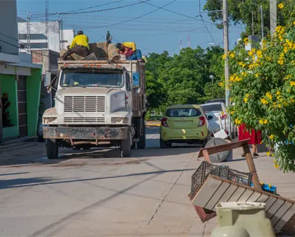 Vecinos de la colonia Amistad se unen para prevenir el dengue en Culiacán