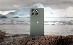 Celular Motorola de la gama alta económica con 512 de memoria de almacenamiento y 12 GB de RAM