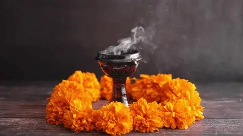 Conoce el origen del copal en las ofrendas de Día de Muertos. Foto: Cortesía.