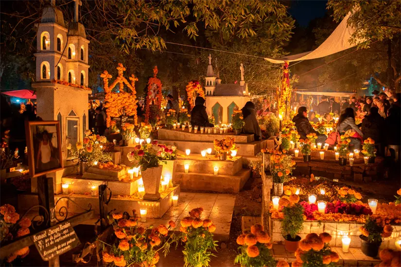 El Día de Muertos se celebra en muchas partes de México, pero Michoacán es algo especial. Foto: Cortesía.