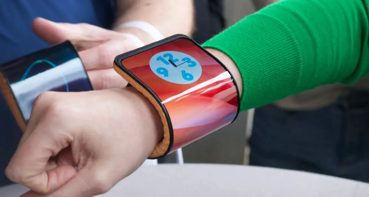 De tu mano a tu muñeca: el teléfono de Motorola que parece del futuro. Foto: Cortesía.